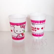 <strong>Miss</strong> HELLO KITTY PLASTİK BARDAK 5 ADET