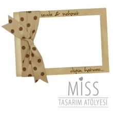 <strong>Miss</strong> 100x70 cm Büyük Boy Hatıra Çerçevesi