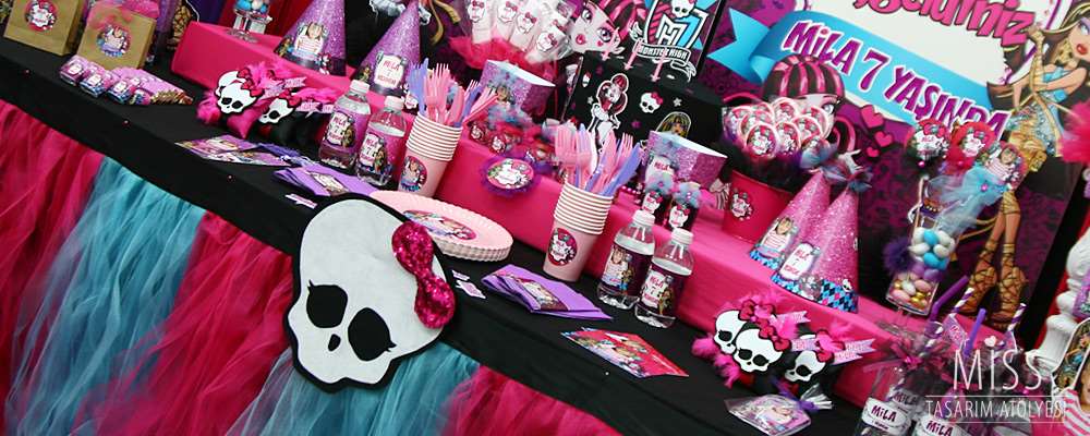 Lüks Monster High Doğum Günü Süsleri