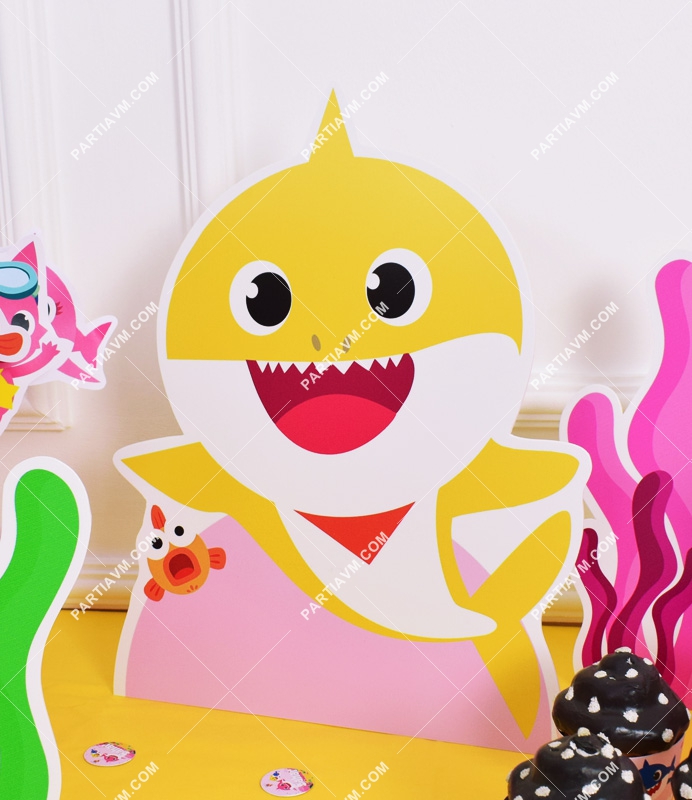 Baby Shark Pembe Doğum Günü Süsleri 40cm Ayaklı Karakter Dekor Pano