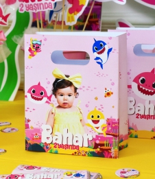 Partiavm Baby Shark Pembe Doğum Günü Süsleri Hediye Çantası Özel Tasarım 13 X 16 cm 5 Adet satın al