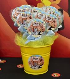 Partiavm Bugs Bunny ve Arkadaşları Doğum Günü Lolipop Şeker Etiketli Kovada Süslemeli 10 Adet