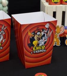 Partiavm Bugs Bunny ve Arkadaşları Doğum Günü Popcorn Kutusu 5 Adet