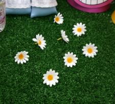 Partiavm Harikalar Diyarı Doğum Günü Kumaş - Plastik Çiçek Papatya 10 Adet satın al