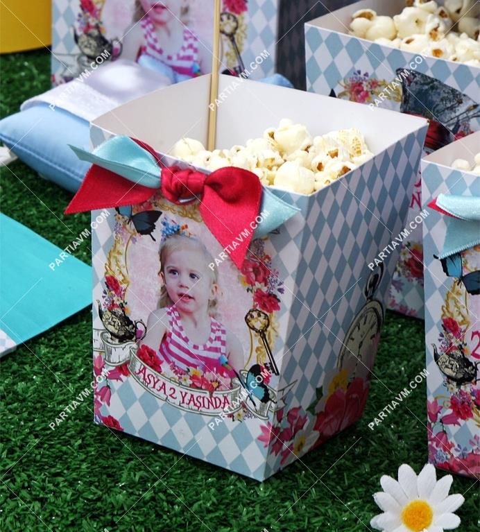 Harikalar Diyarı Doğum Günü Popcorn Kutusu Kurdele Süslemeli 5 Adet