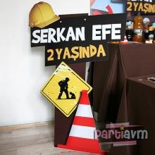 Partiavm İnşaat Teması Doğum Günü Süsleri 120 x 75 cm Ayaklı Dekor Pano satın al