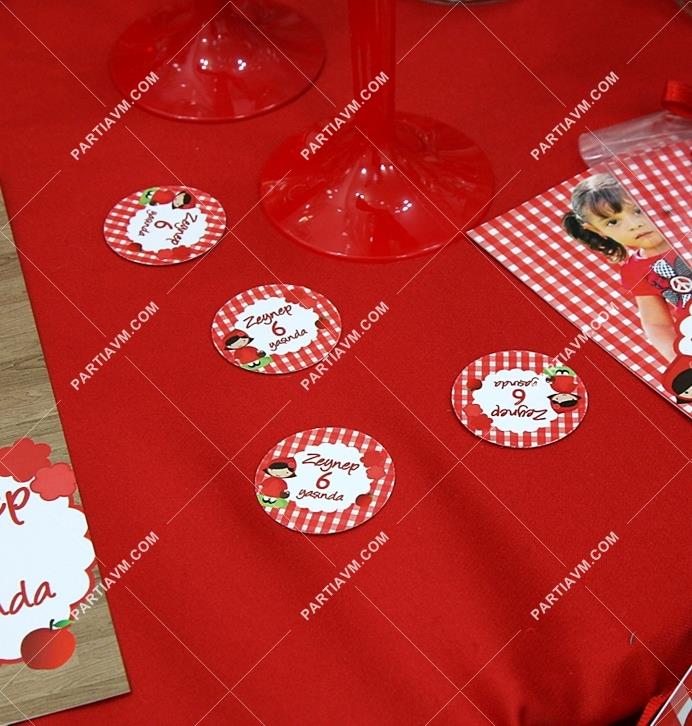Kırmızı Başlıklı Kız Doğum Günü Karton Masaüstü Konfeti İsimli 3 cm Pakette 50 Adet