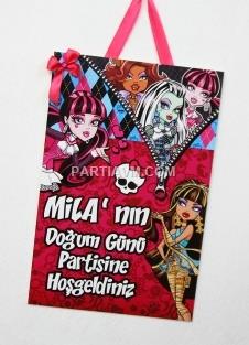 Partiavm Lüks Monster High Doğum Günü Süsleri 25x40 cm Karşılama Panosu satın al