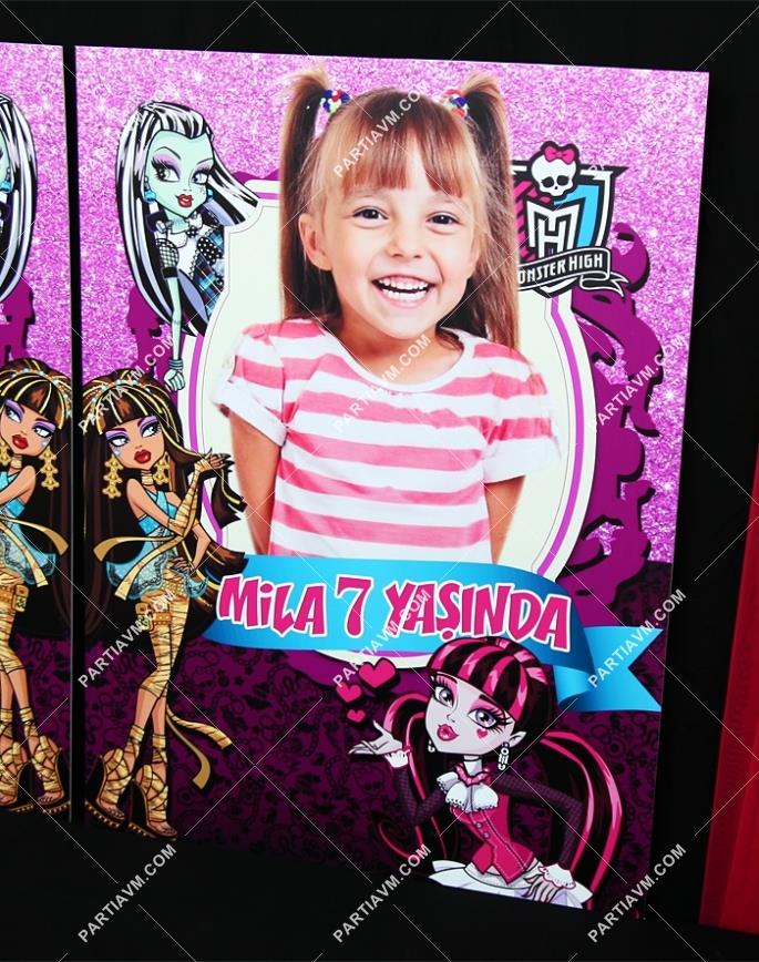 Lüks Monster High Doğum Günü Süsleri 70x100 cm Katlanmaz Pano Afiş