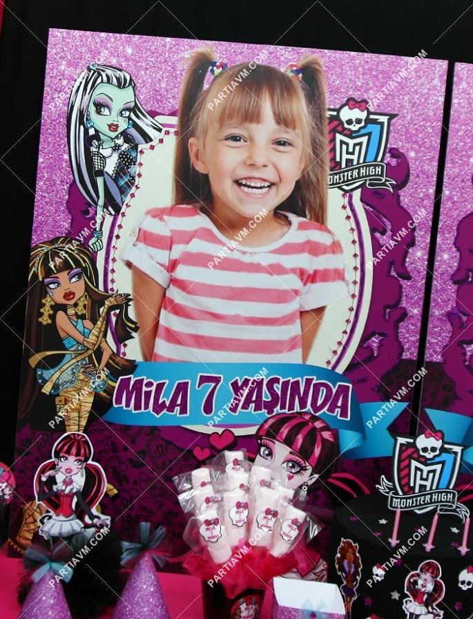 Lüks Monster High Doğum Günü Süsleri 70x100 cm Katlanmaz Pano Afiş Taş ve Sim Süslemeli