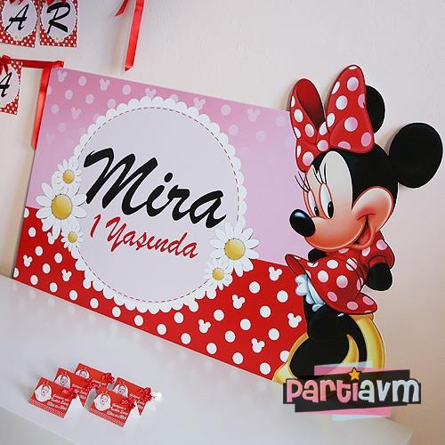 Minnie Mouse Doğum Günü Süsleri 70x100 cm Katlanmaz Pano Afiş Kesimli Büyük Boy Resimsiz