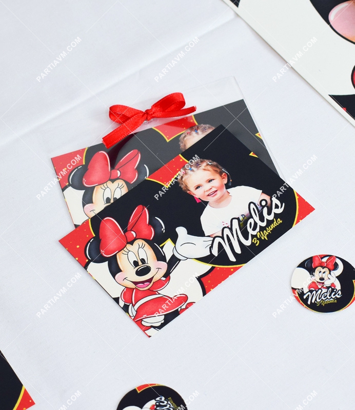 Minnie Mouse Kırmızı Doğum Günü Süsleri Hediyelik Magnet Kurdeleli Poşetinde 7x10 cm