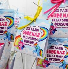 Partiavm My Little Pony Doğum Günü Hatıra Yazısı Kartı Kurdele Bağlamalı 6 Adet satın al