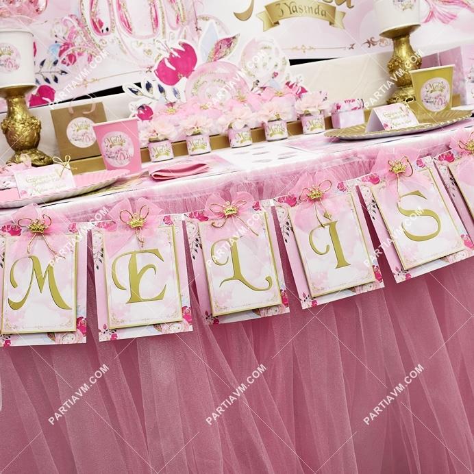 Prenses Masalı Doğum Günü Banner İsim 2 Kat Karton Tül Kurdele ve Taç Süslemeli