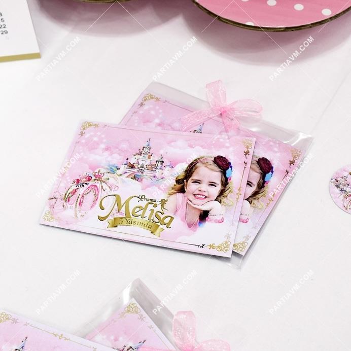 Prenses Masalı Doğum Günü Hediyelik Magnet Kurdeleli Poşetinde 7X10 cm  
