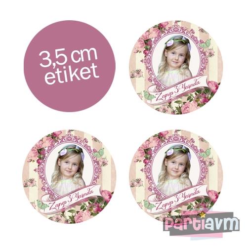 Romantik Bahar Gülleri Doğum Günü Yuvarlak Etiket 3,5cm 15 Adet