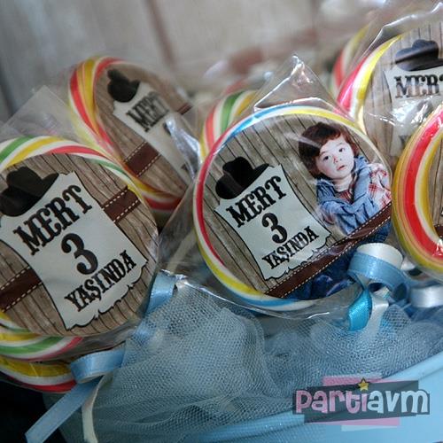 Sevimli Kovboy Doğum Günü Süsleri Lolipop Şeker Etiketli Kurdeleli 10 Adet