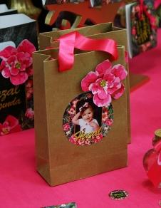Partiavm Siyah Fuşya Vintage Doğum Günü Hediye Çantası Etiketli Kurdeleli Kağıt Çiçek Süslemeli 12 X 17 cm 5 Adet satın al