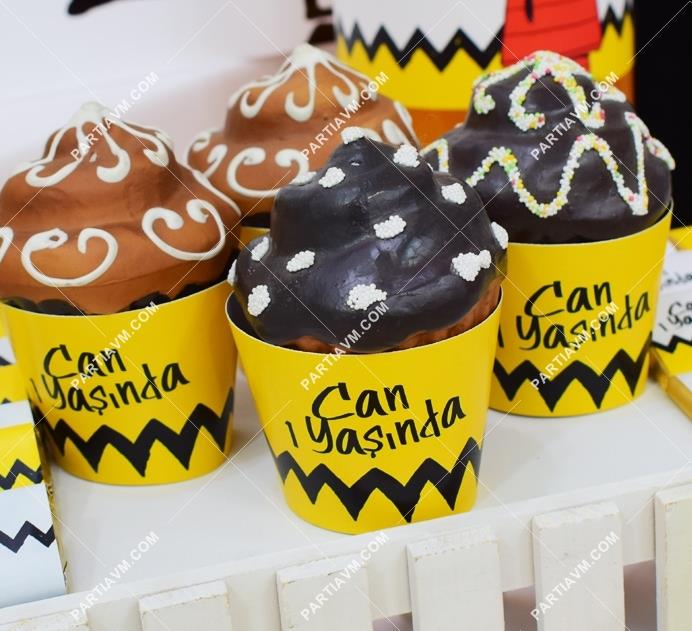 Snoopy Doğum Günü Cupcake Sargısı 10 Adet