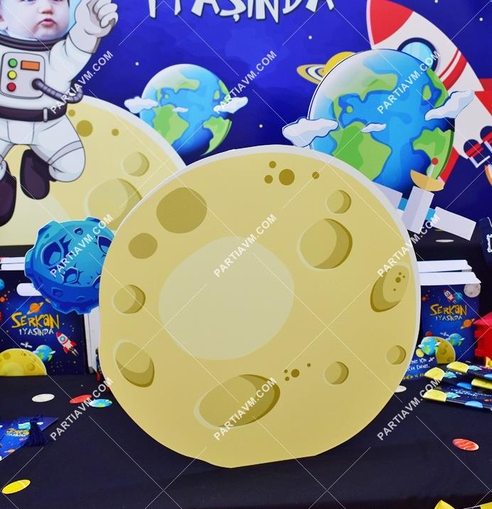 Uzay Temalı Doğum Günü 55 cm Masaüstü Dekor Pano